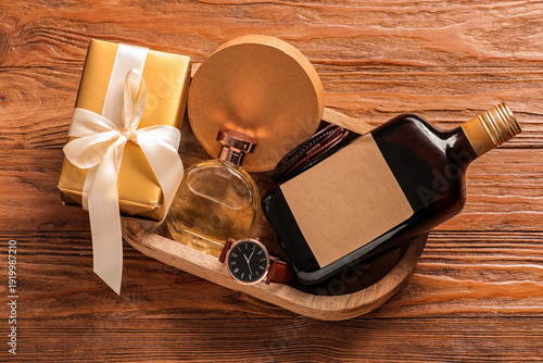 Gift basket with male acces...