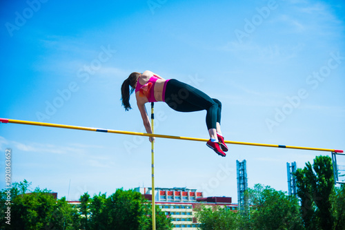 Photos Competition pole vault jumper female