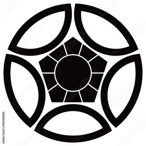 家紋です。中陰割り梅鉢といいます。