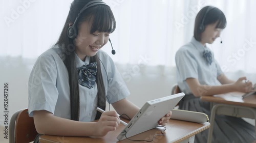 授業を受ける学生