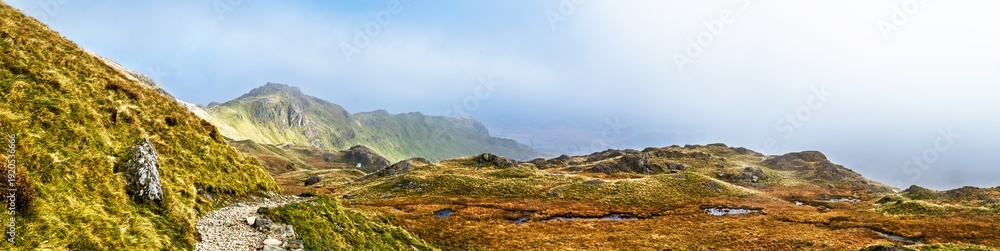 Fototapeta premium Pyg Track over Llyn Llydaw lake, Pen-y-Pass, mountain pass, Snowdonia, Gwynedd, north-west Wales, UK