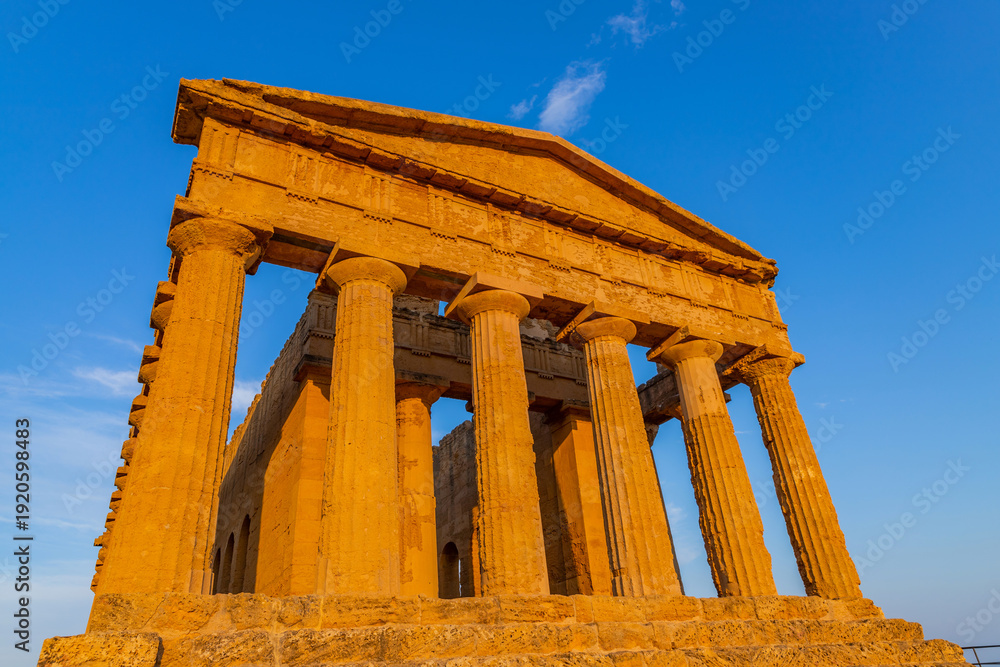 Fototapeta premium Temple of Concordia in Agrigento