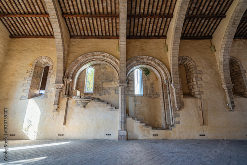 Foto The marvelous Fossanova Abbey near the city of Priverno, in the province of Latina, Lazio, Italy