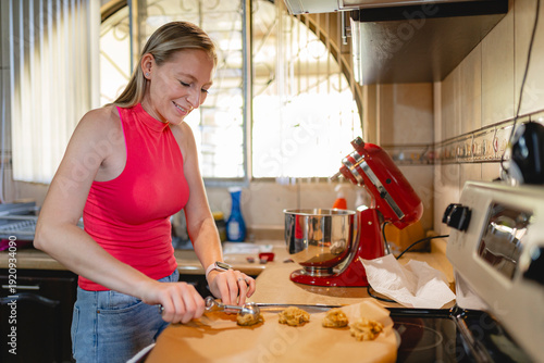 Preparing gluten-free cookies