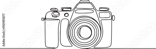 Continuous Line Drawing of a Modern DSLR Camera