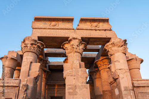 Obraz na płótnie Sunset View of Ancient Sandstone Columns and Architraves at the Double Temple of