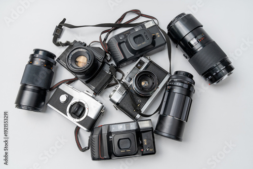 カメラ ボディ レンズ まとめ 大量 ジャンク 不用品 ゴミ 買取 売却 処分 売れる