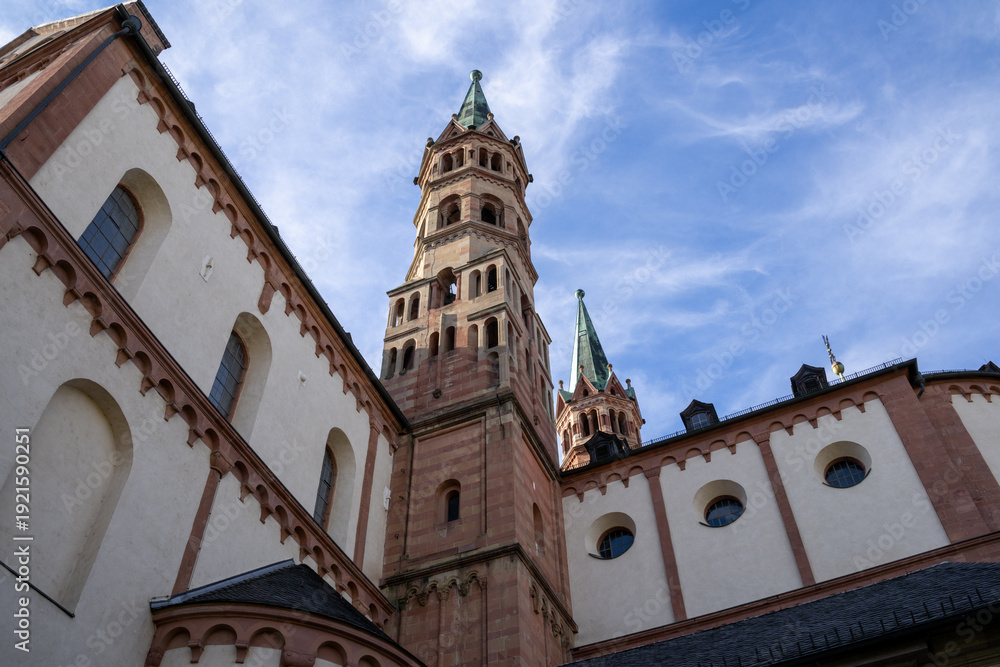 Fototapeta premium St. Kilian’s Cathedral (Würzburger Dom in Würzburg, Germany ), iconic Romanesque landmark with twin towers in the historic city center.