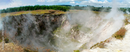 Foto Craters of the Moon, located in Taupo, New Zealand