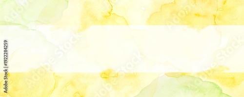 黄色の水彩絵の具で描いたイエローの花びらの背景