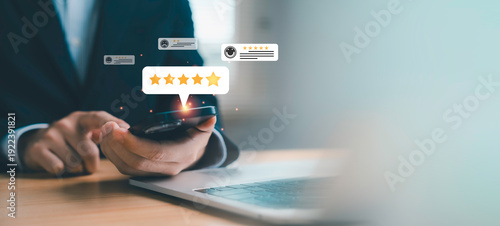 Cuadro en lienzo Mobile customer review concept with five star rating notification on smartphone screen