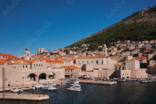 Canvas Print Old Port view with boats and city walls - Dubrovnik, Croatia