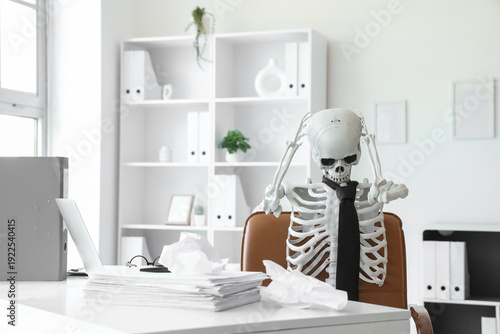 Stressed human skeleton mod...