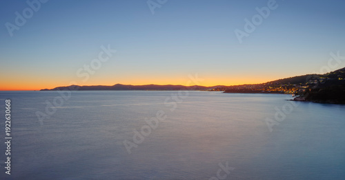 Fényképezés Coucher de soleil sur les îles du Levant, département du Var, France