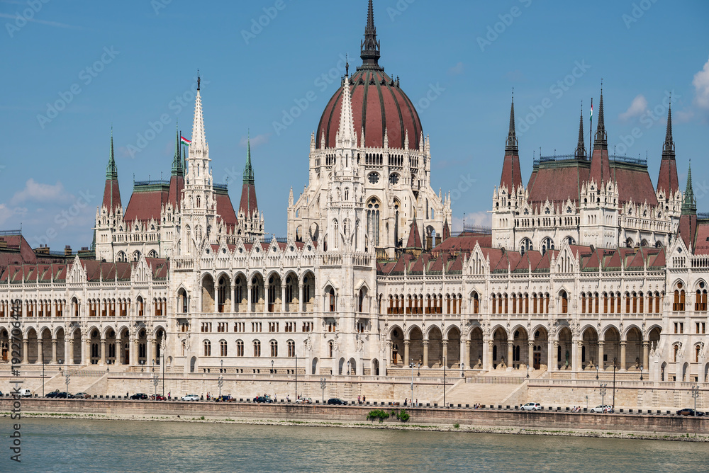 Obraz premium Parliament Building in Budapest, Hungary