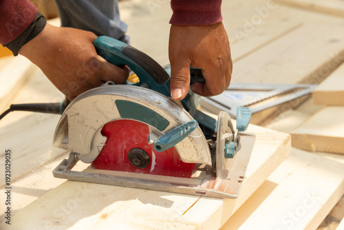 Construction wood  saw tool