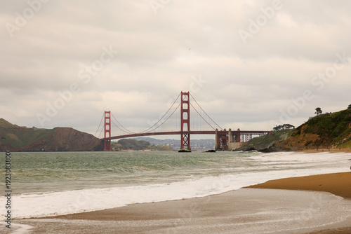Golden Gate Bridge

