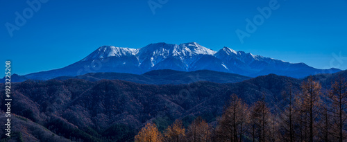 Konstfotografi 晩秋の御嶽山　岐阜県 高山市 朝日町 鈴蘭高原から