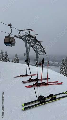 Schifahren Winter Österreich Tirol Seilbahn 2026