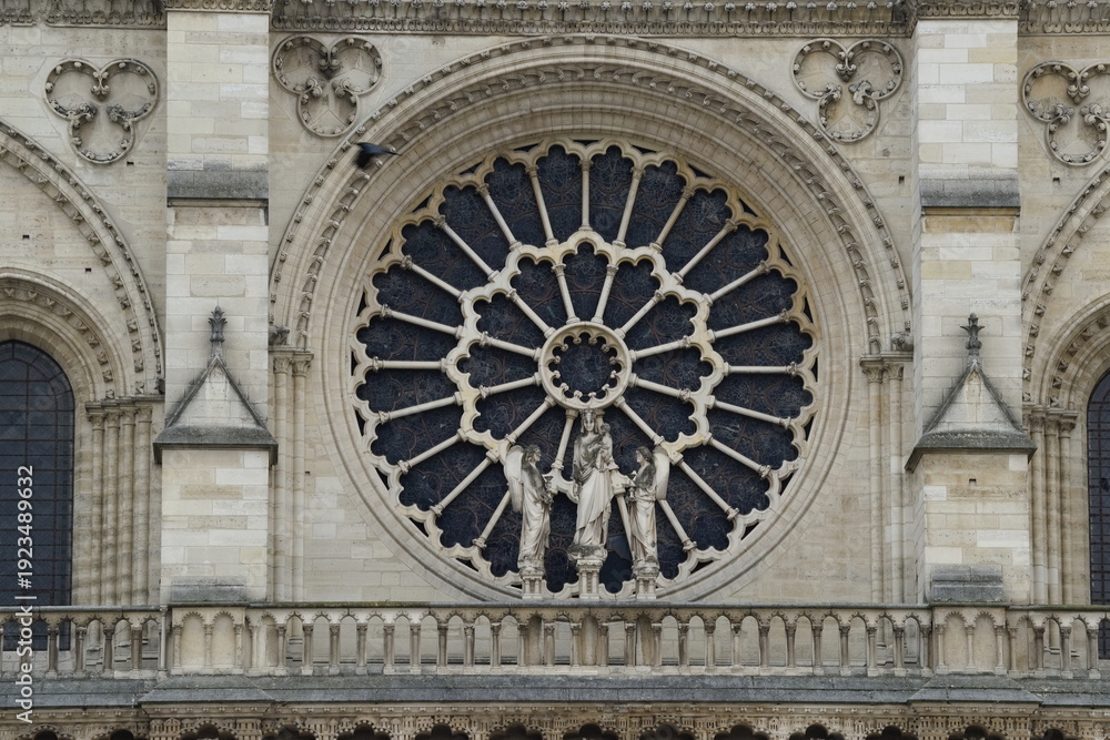 Obraz premium Rosette of Notre Dame Cathedral in Paris