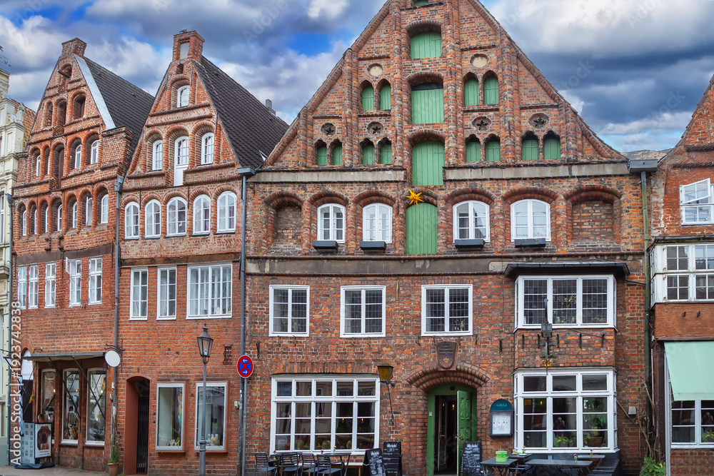 Fototapeta premium Street in Luneburg city center, Germany