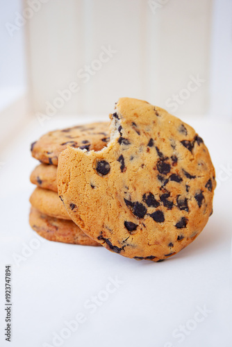 vegan chocolate chip cookies