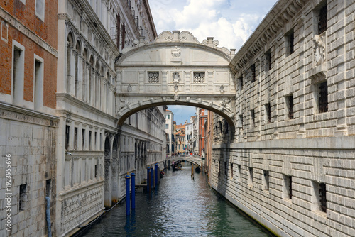 Bridge of Sighs spans a narrow canal in Venice, Italy