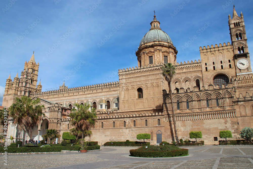Naklejka premium cathedral in palermo in sicily in italy 