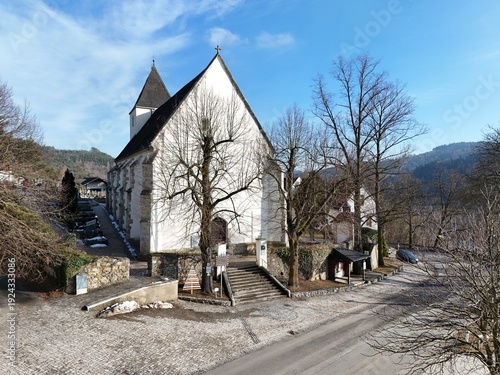 Blick auf die Wehrkirche Bromberg 