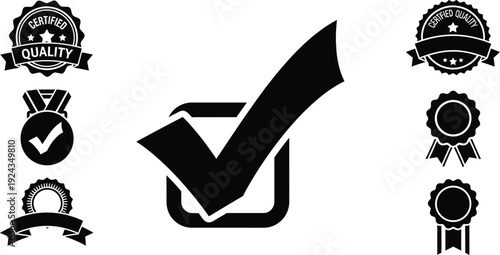 Simple line drawing of a diamond ring