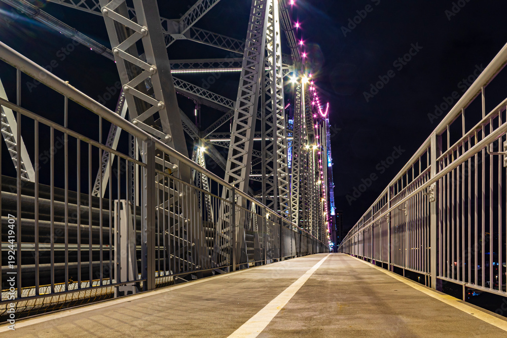 Obraz premium noite na Ponte Hercílio Luz Florianópolis Santa Catarina Brasil florianopolis