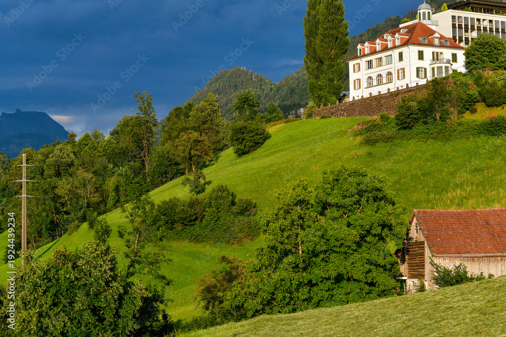 Fototapeta premium Quarten am Walensee im Kanton St. Gallen in der Schweiz 