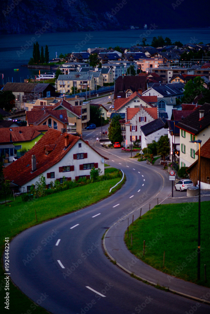 Fototapeta premium Unterterzen in der Gemeinde Quarten am Südufer des Walensees, Kanton St. Gallen