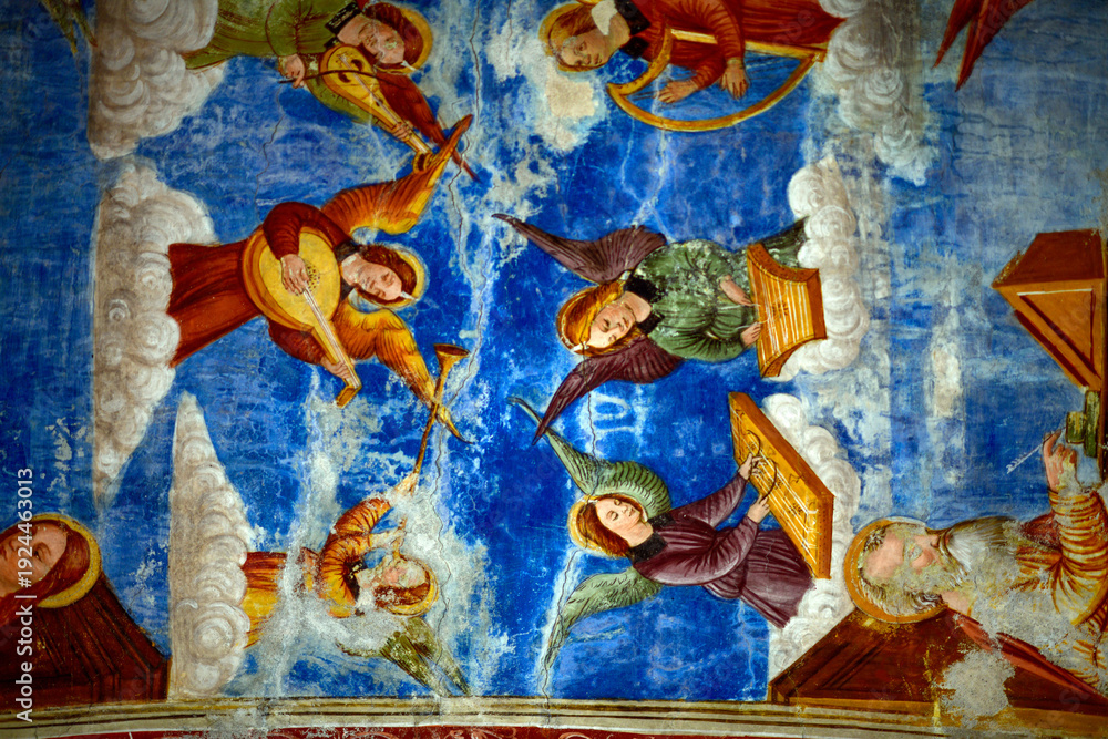 Fototapeta premium Chiesa del Santo Spirito in Bormio im Veltlin (Italien) 