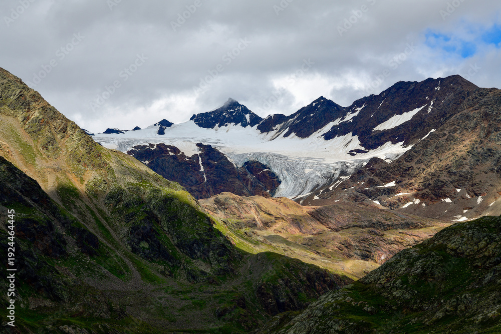Obraz premium Dosegu-Gletscher in der Nähe des Gaviapasses (Passo del Gavia) in der italienischen Lombardei 