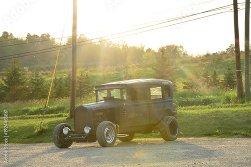 Foto old car on the road