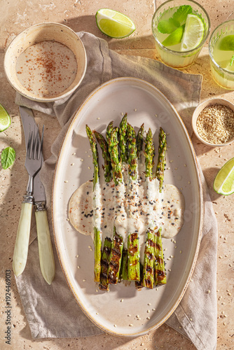 Tasty roasted asparagus as a healthy summer appetizer.