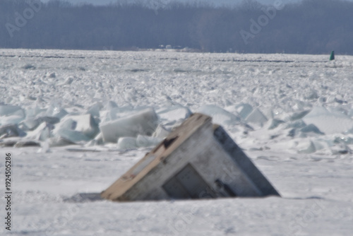 Wallpaper Mural Parc Maritime Nicolet 22 Février 2026  Torontodigital.ca