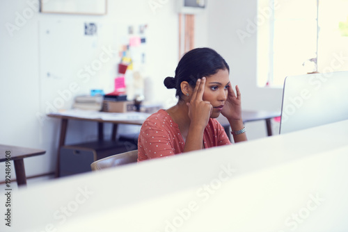 Tableau sur toile Reading, woman and stress at computer in office for bad review, journalism ethics fail or issue