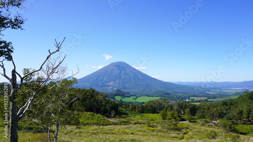 Mount Yōtei on a Clear Day (Hokkaido, Japan, photographed in September 2024)