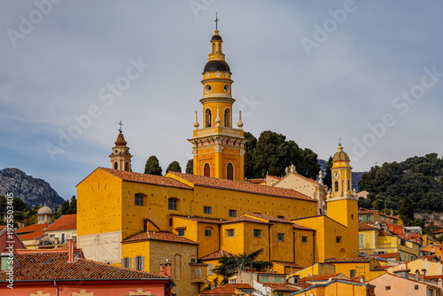 Photos Vue de la Basilique Saint-Michel Archange de Menton sur la côte d'Azur en France