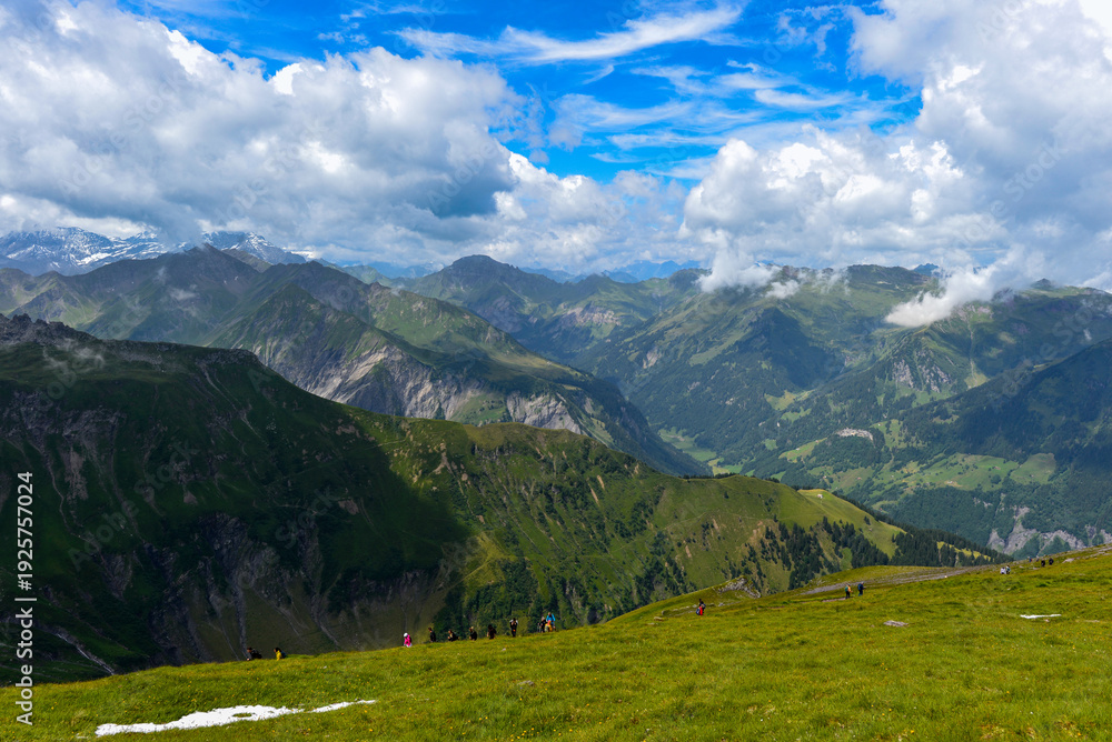 Fototapeta premium Blick vom Pizolmassiv auf die Glarner Alpen im Kanton St. Gallen