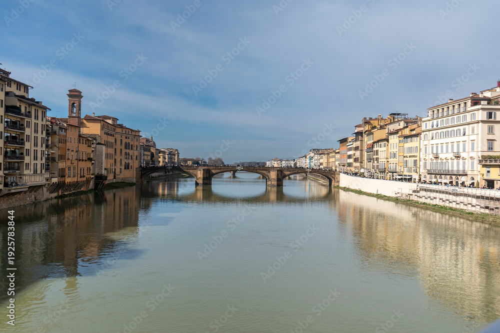 Fototapeta premium Firenze - Toscana - Italia. Scorcio del Ponte Santa Trinità