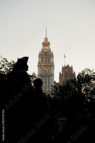 Wallpaper Mural View of Chicago Buildings at Sunrise Torontodigital.ca