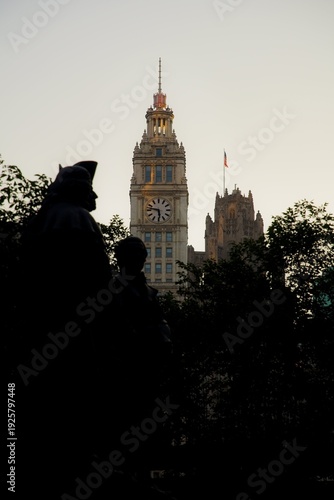 Wallpaper Mural View of Chicago Buildings at Sunrise Torontodigital.ca