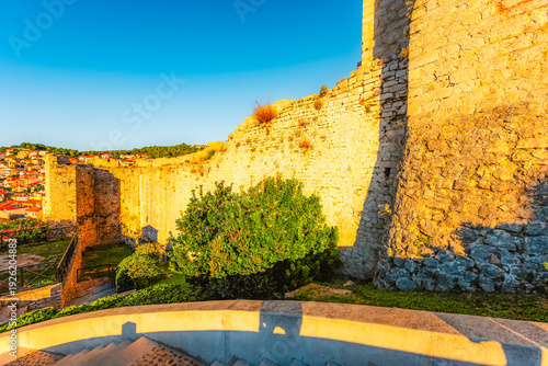 Konstfotografi sunset view of Sibenik old town and the UNESCO protected St
