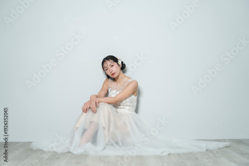 Wallpaper Mural ウェディングドレスを着た花嫁 Torontodigital.ca