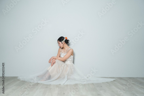 Wallpaper Mural ウェディングドレスを着た花嫁 Torontodigital.ca