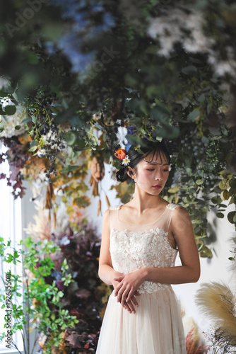 Wallpaper Mural ウェディングドレスを着た花嫁 Torontodigital.ca