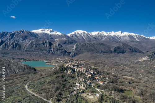 Monti delle Mainarde innevate